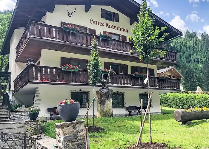 Appartement Haus Koetschach-1 By Interhome *